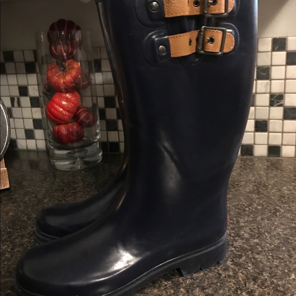 Chooka Rain Boots Navy size 8